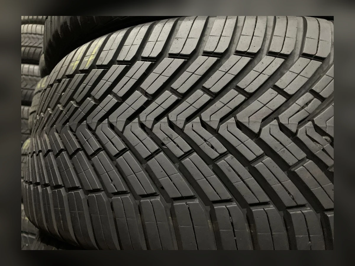 Continental — Continental 245/45 R18 — 245/45 R18