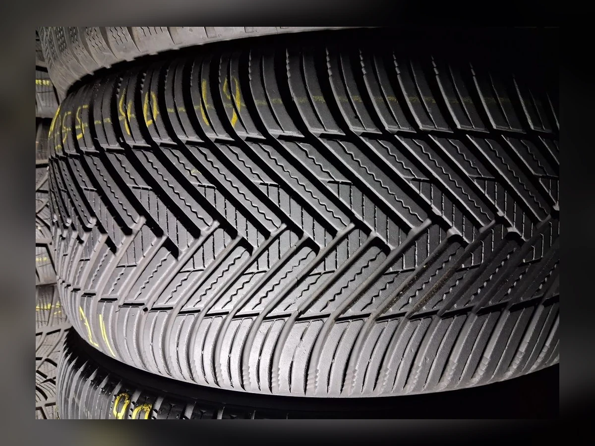 Michelin — Michelin 255/40 R19 — 255/40 R19