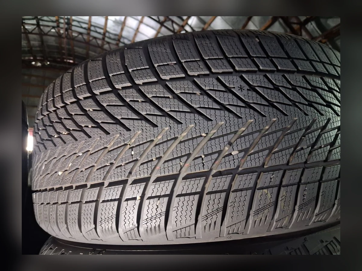Michelin — Michelin 255/40 R19 — 255/40 R19