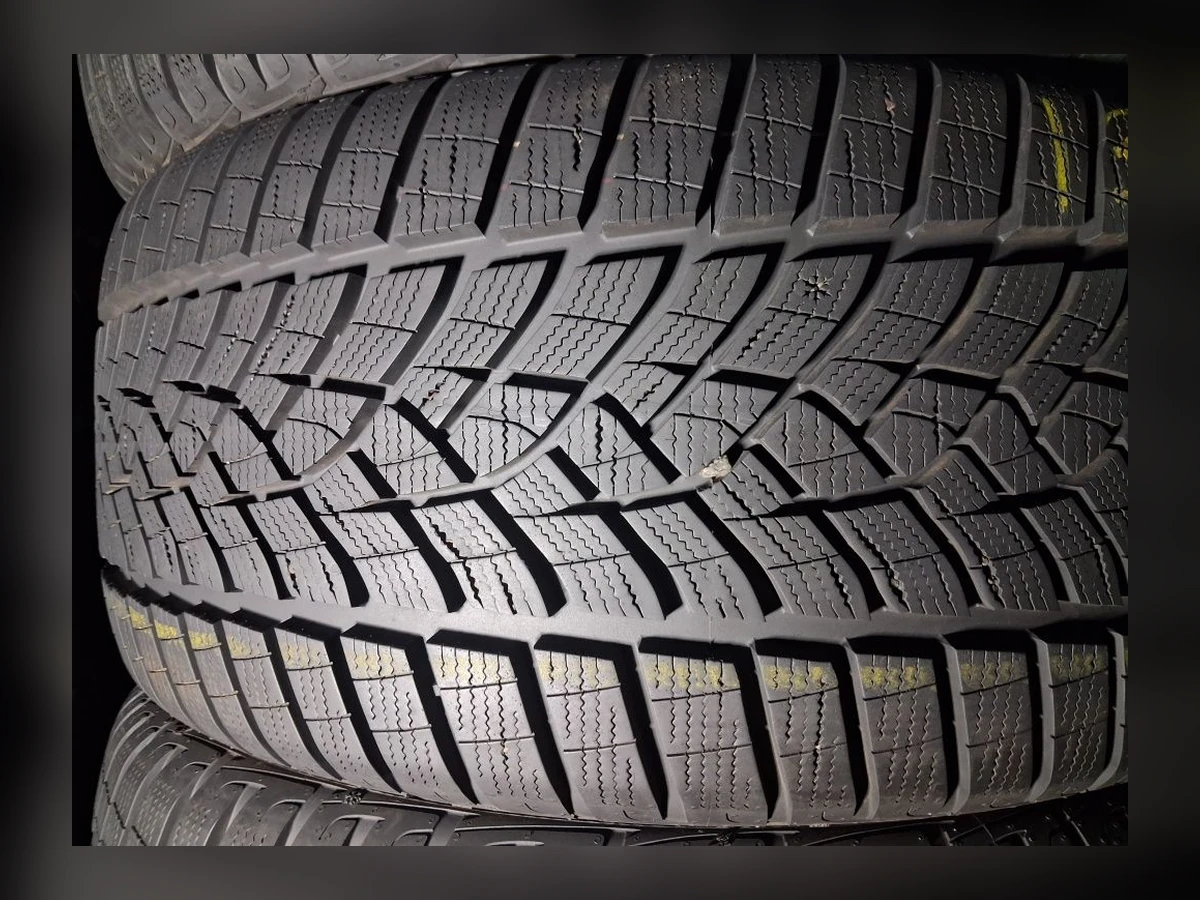 Michelin — Michelin 255/40 R19 — 255/40 R19