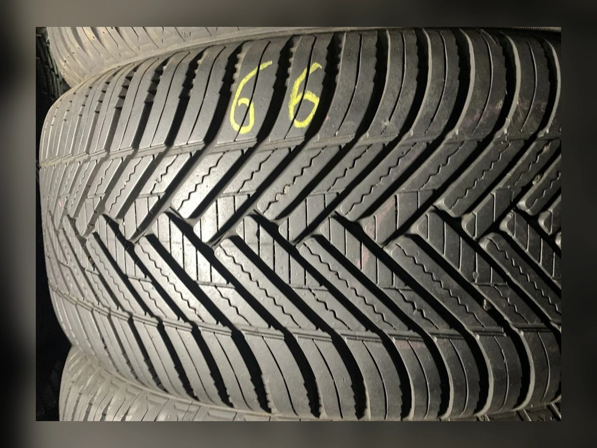 Michelin — Michelin 225/50 R17 — 225/50 R17