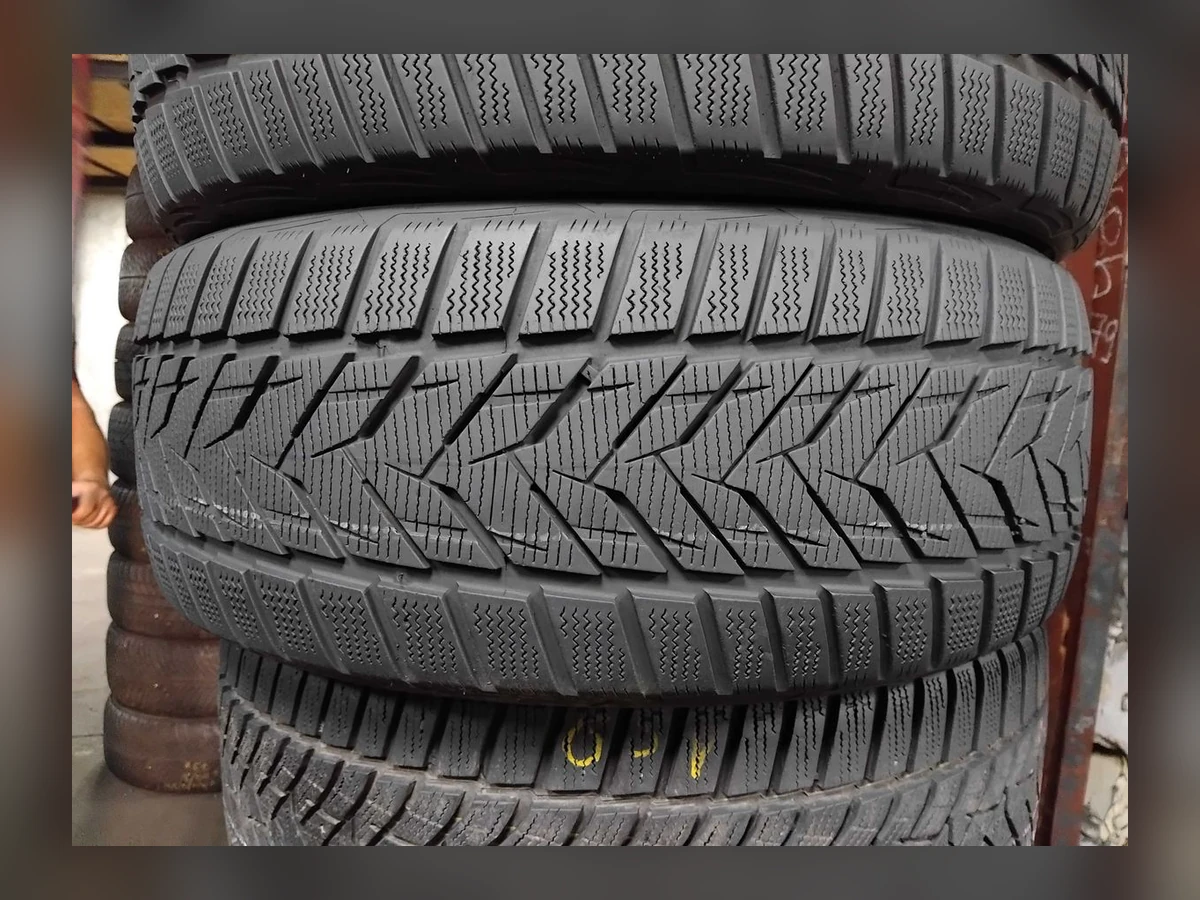 Vredestein — Vredestein 235/45 R18 — 235/45 R18