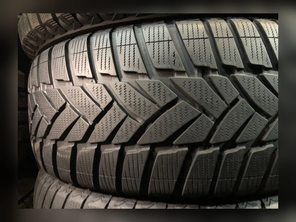 Dunlop — Dunlop 265/60 R18 — 265/60 R18