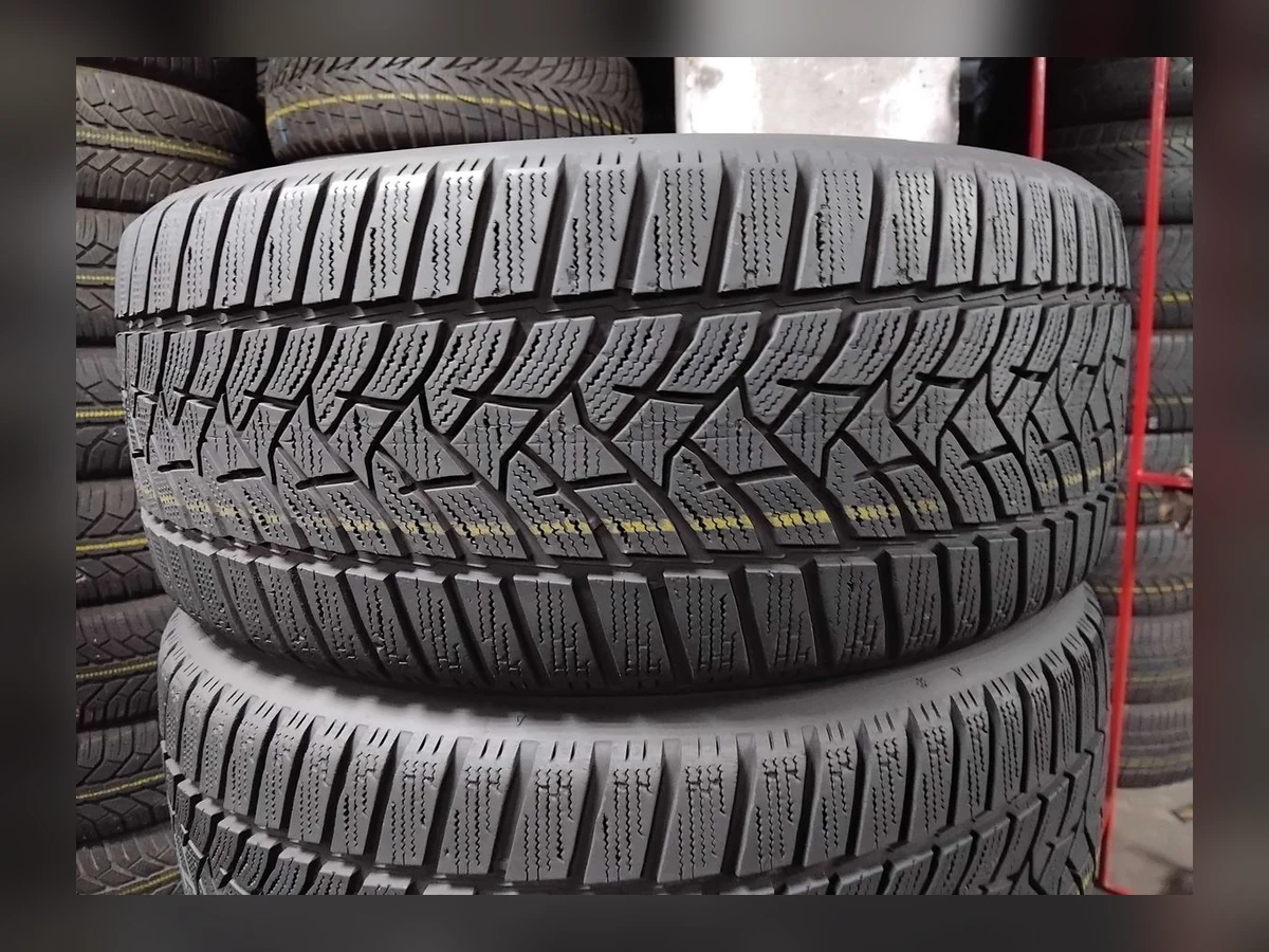 Dunlop — Dunlop 235/45 R18 — 235/45 R18