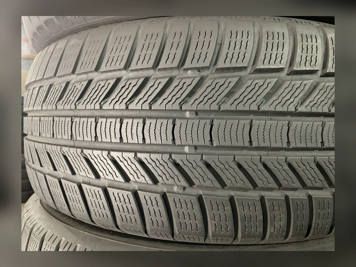 Continental — Continental 255/55 R18 — 255/55 R18