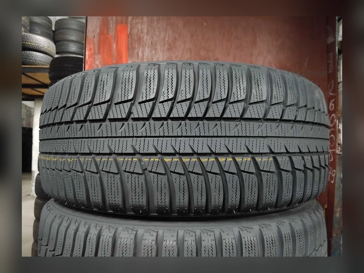 Bridgestone — Bridgestone 235/45 R18 — 235/45 R18