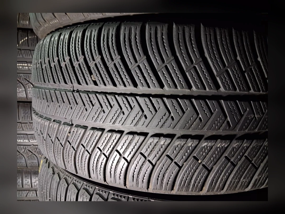 Michelin — Michelin 255/45 R19 — 255/45 R19