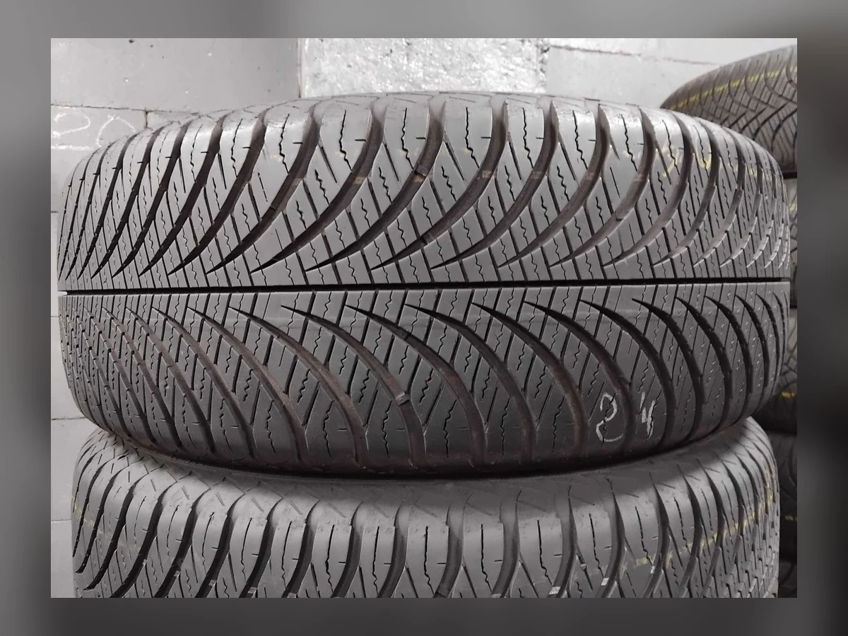 Goodyear — Goodyear 215/60 R16 — 215/60 R16