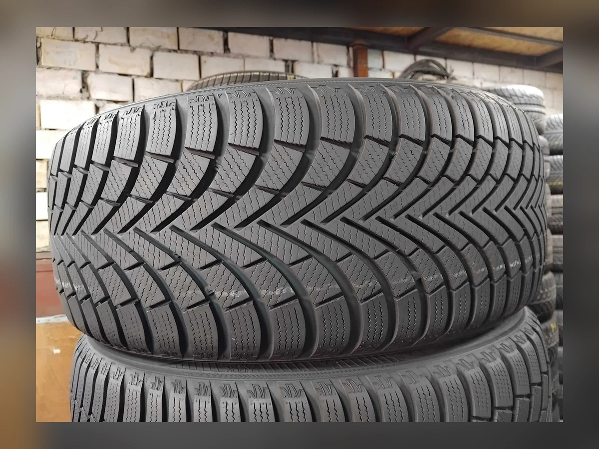 Maxxis — Maxxis 235/50 R18 — 235/50 R18