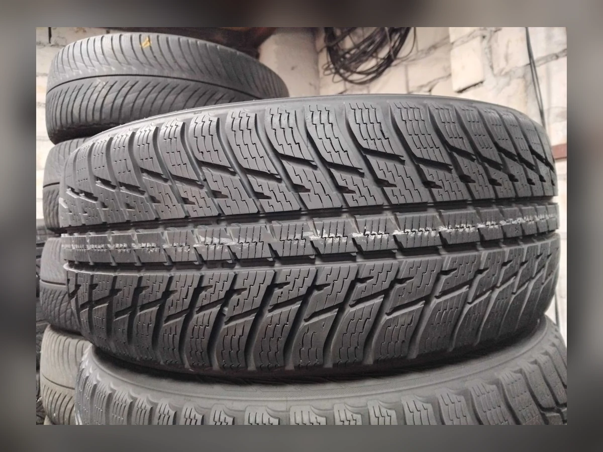 Nokian — Nokian 235/50 R18 — 235/50 R18
