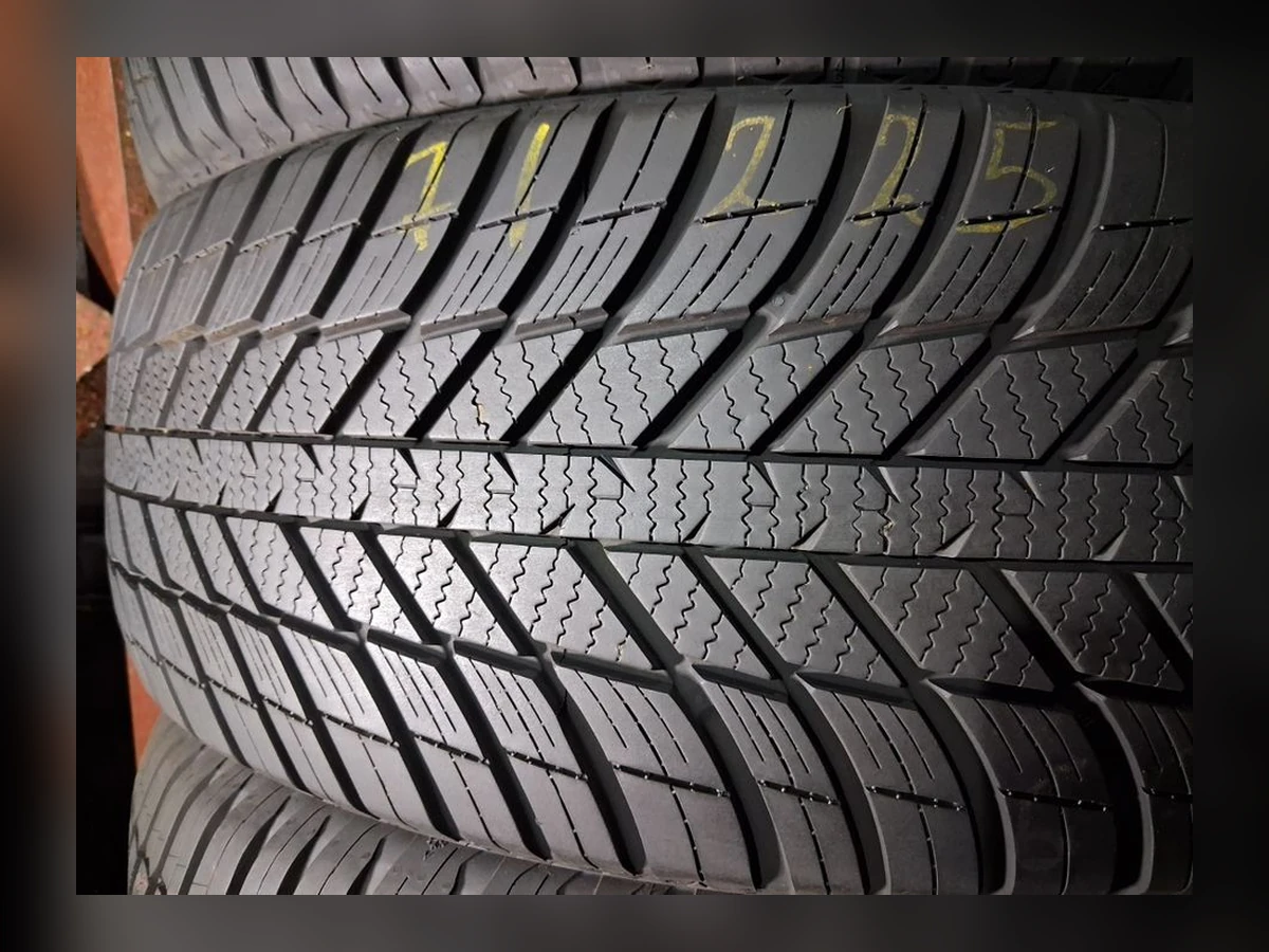 Michelin — Michelin 225/55 R18 — 225/55 R18