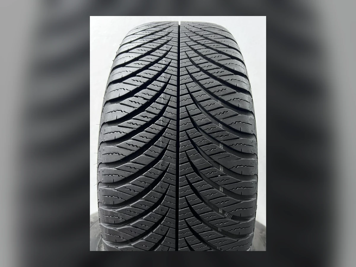 Goodyear — Goodyear 215/60 R16 — 215/60 R16