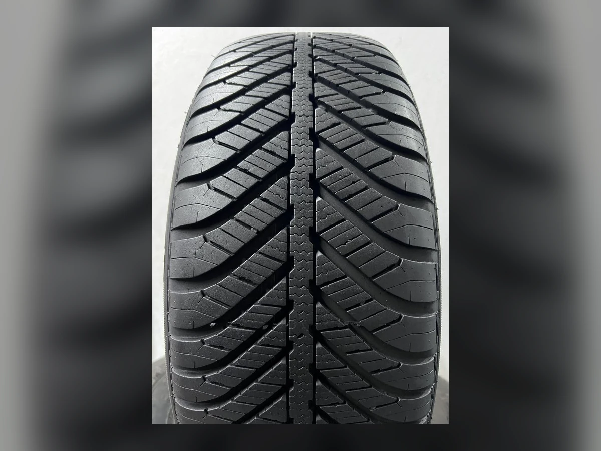 Goodyear — Goodyear 215/60 R16 — 215/60 R16