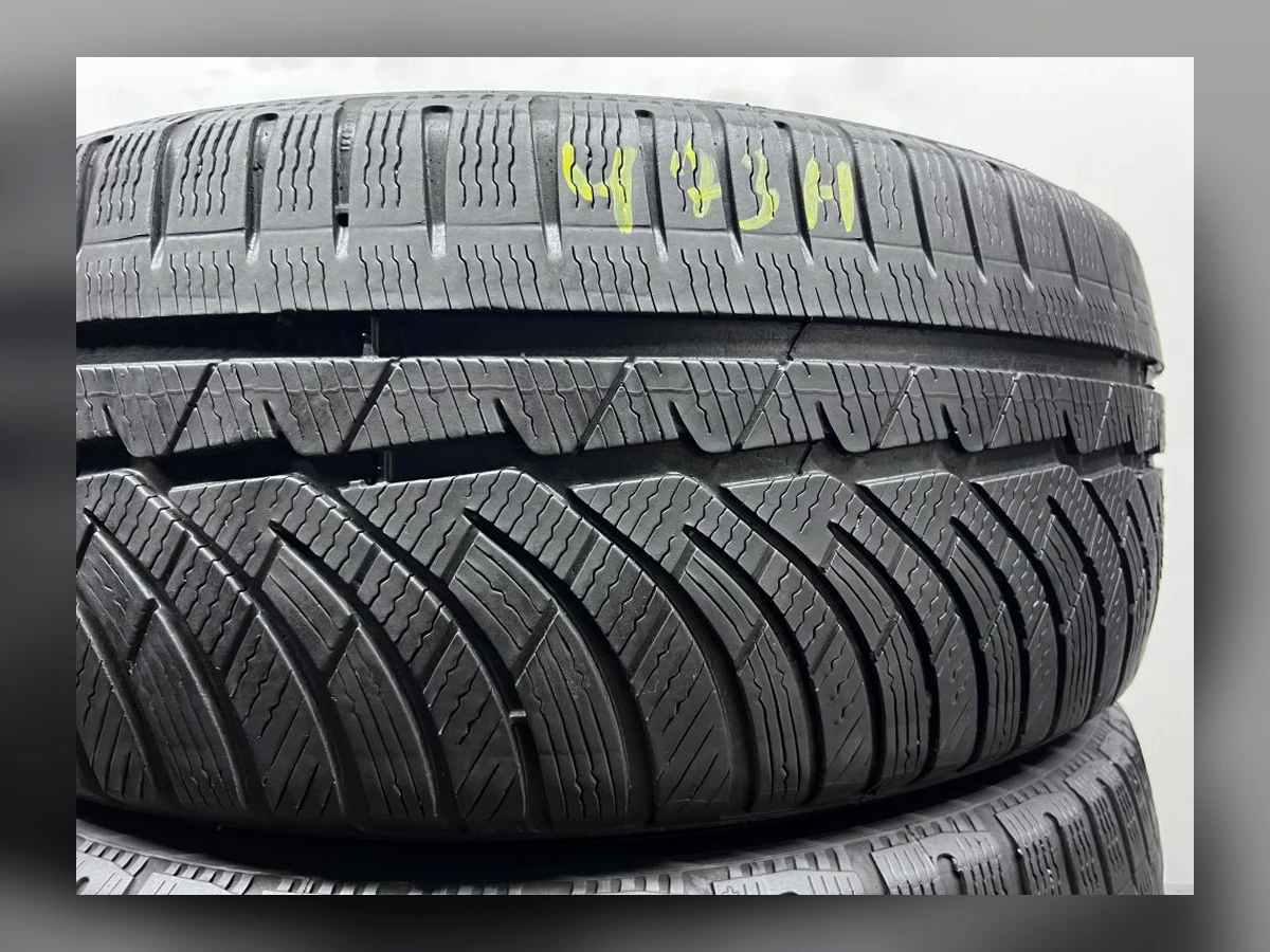 Michelin — Michelin 225/50 R18 — 225/50 R18