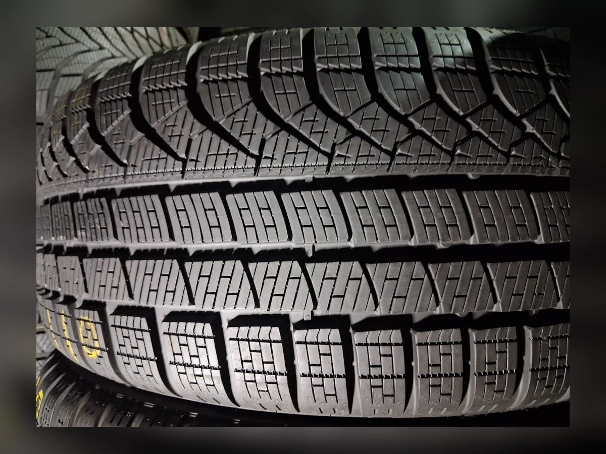Michelin — Michelin 245/40 R19 — 245/40 R19