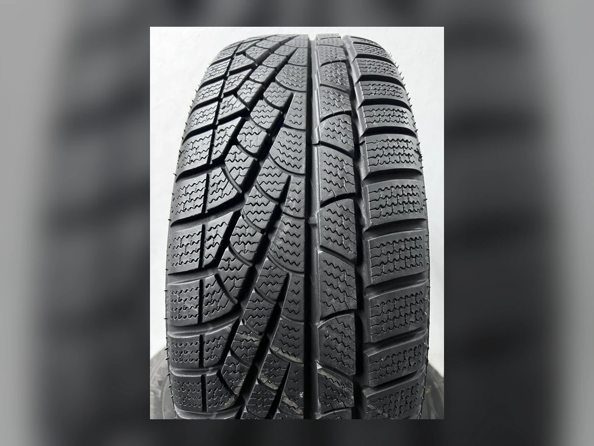 Pirelli — Pirelli 215/65 R16 — 215/65 R16