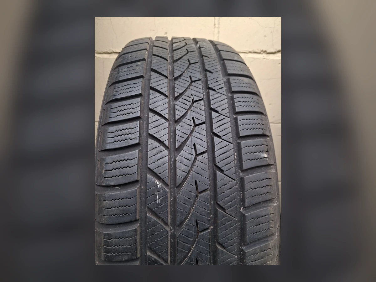 Michelin — Michelin 225/50 R18 — 225/50 R18