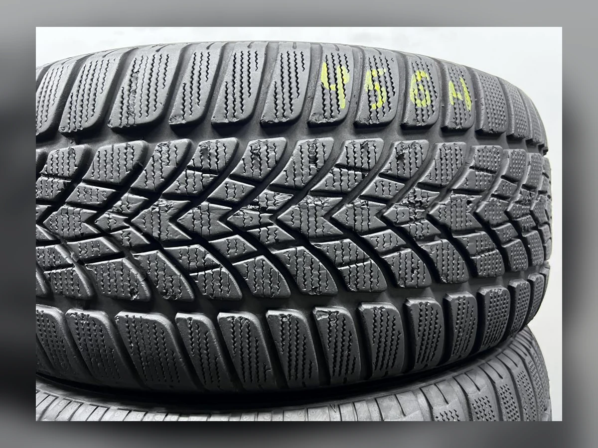 Dunlop — Dunlop 225/55 R17 — 225/55 R17