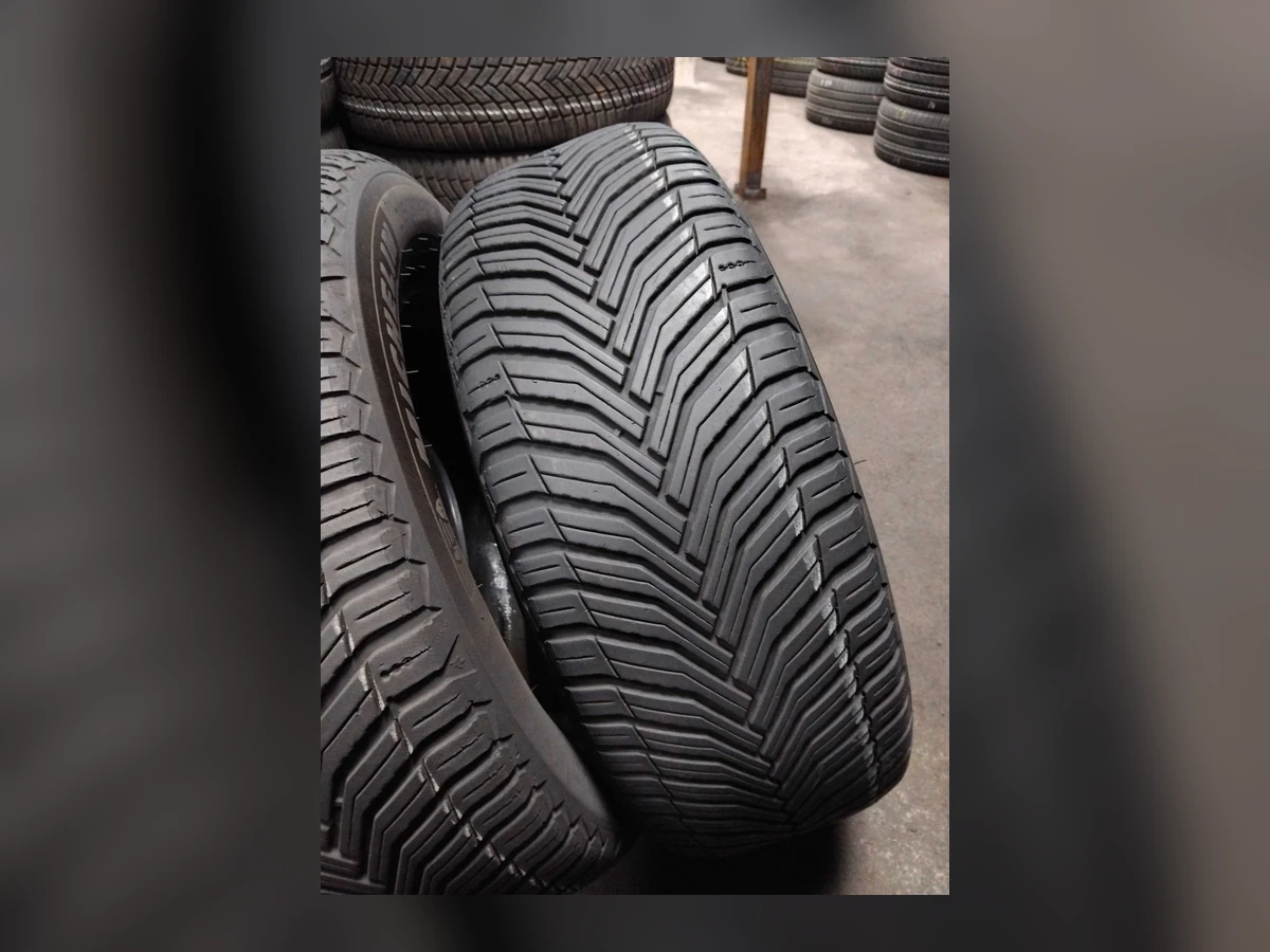 Michelin — Michelin 215/60 R16 — 215/60 R16