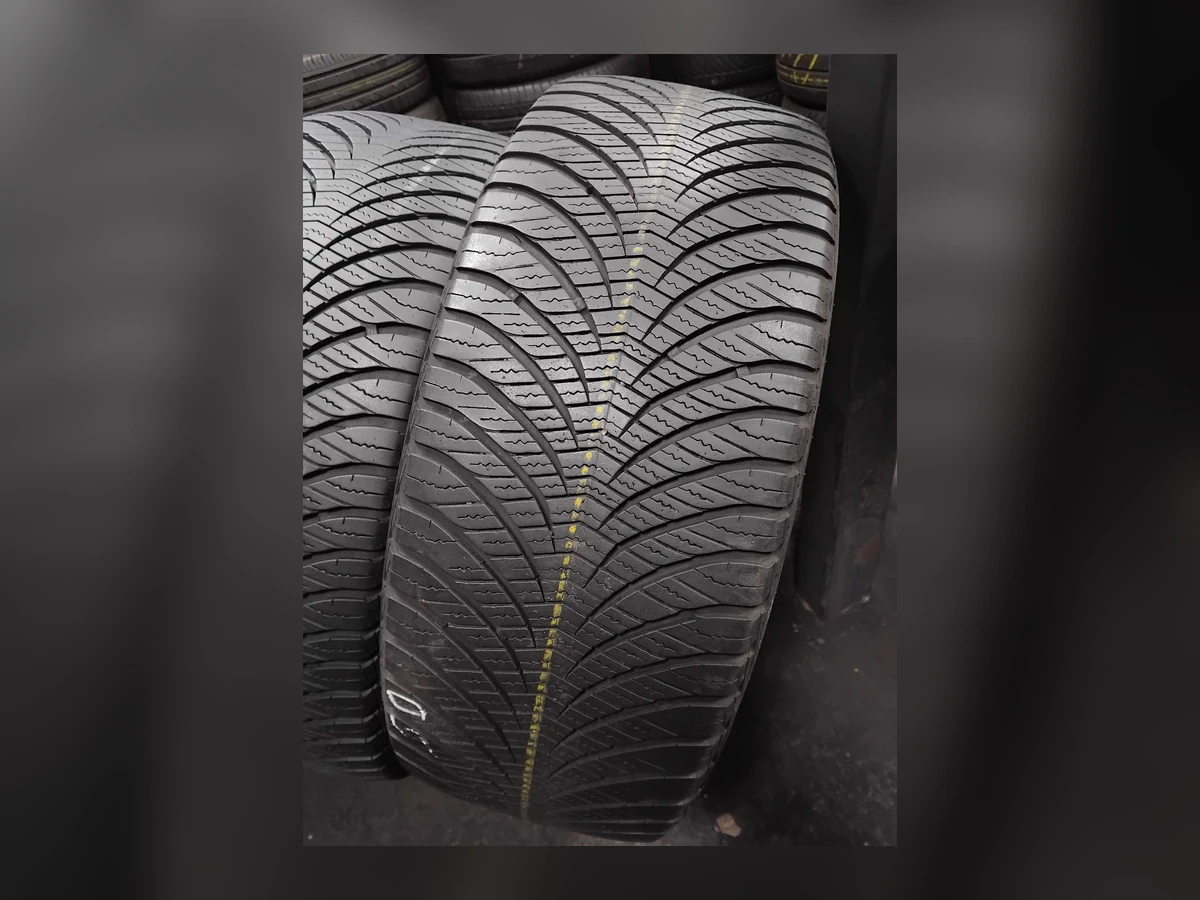 Goodyear — Goodyear 225/55 R17 — 225/55 R17