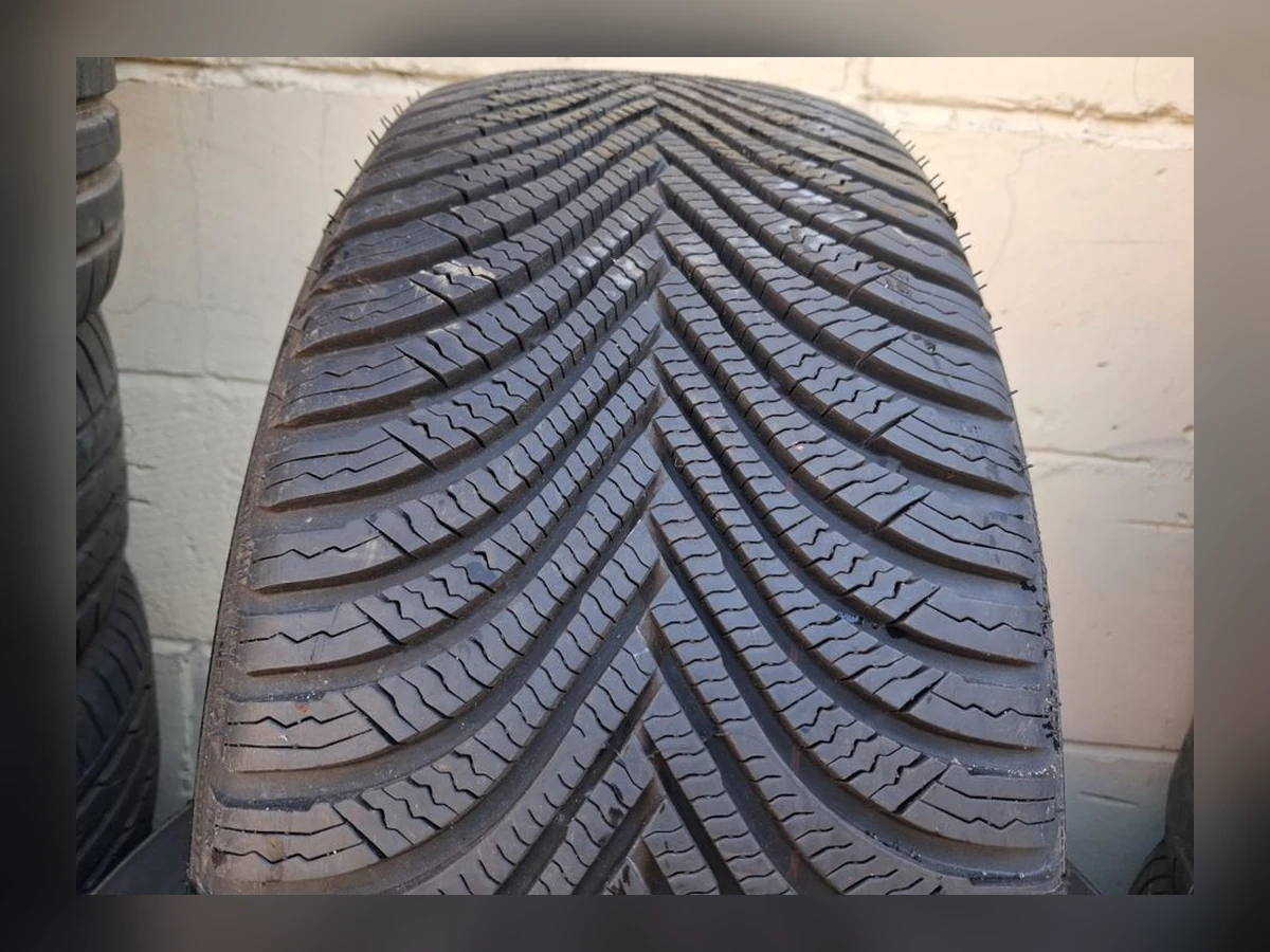 Michelin — 215/55 R17 — Michelin 215/55 R17 Зима (липучка) 1 шт (Одиночка) — 6.5