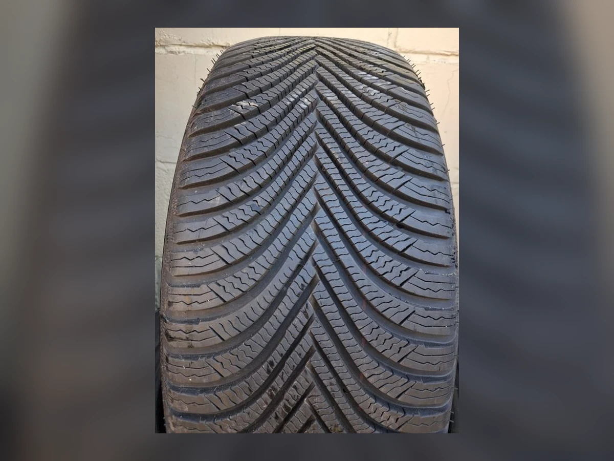 Michelin — 215/55 R17 — Michelin 215/55 R17 Зима (липучка) 1 шт (Одиночка) — 6.5