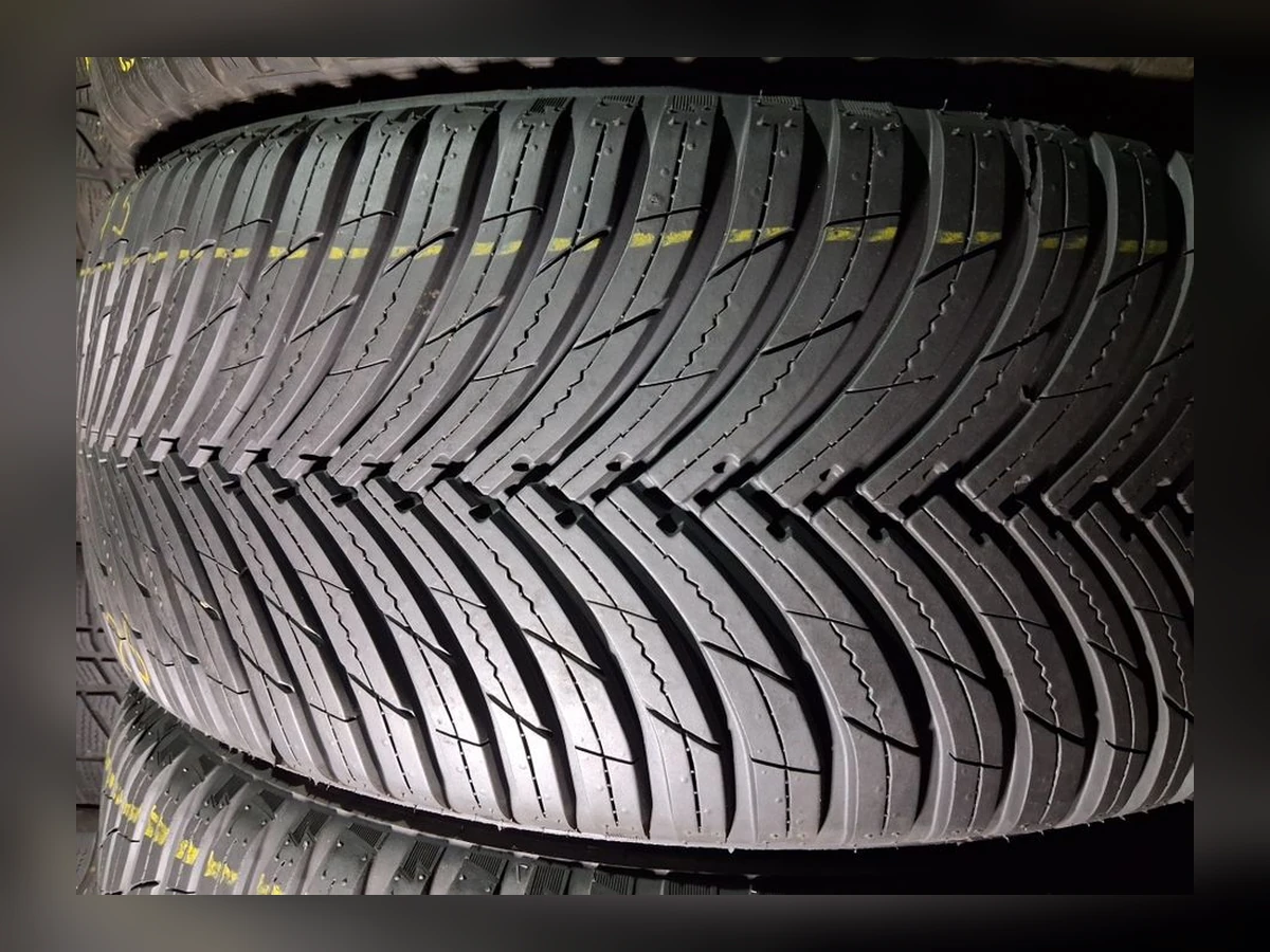 Michelin — 255/45 R20 — Michelin 255/45 R20 Всесезонка 2 шт (Пара) — 7.5