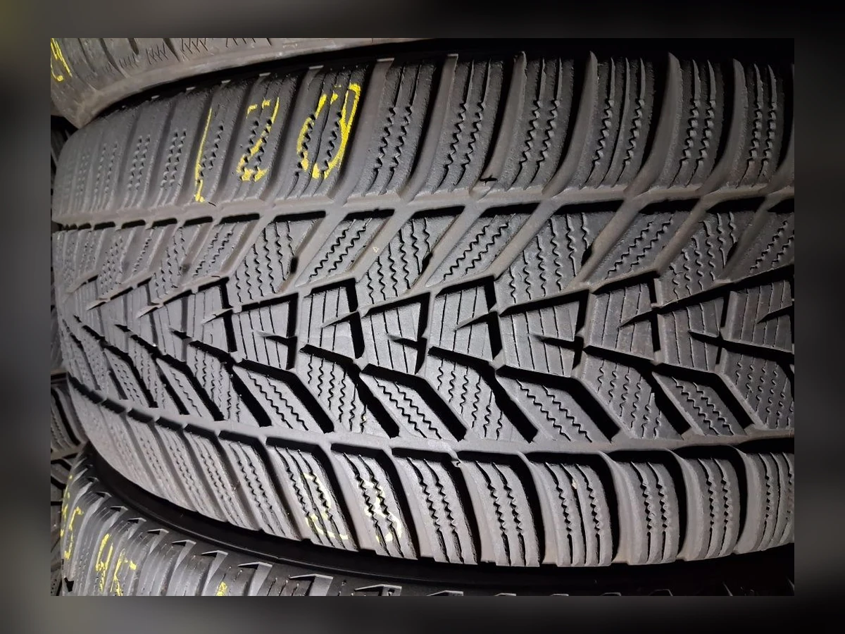 Michelin — Michelin 235/45 R20 — 235/45 R20