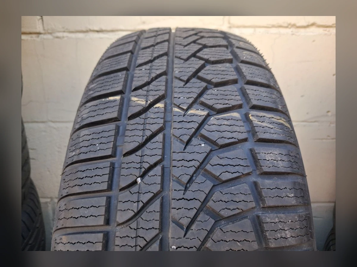 Michelin — Michelin 215/55 R17 — 215/55 R17
