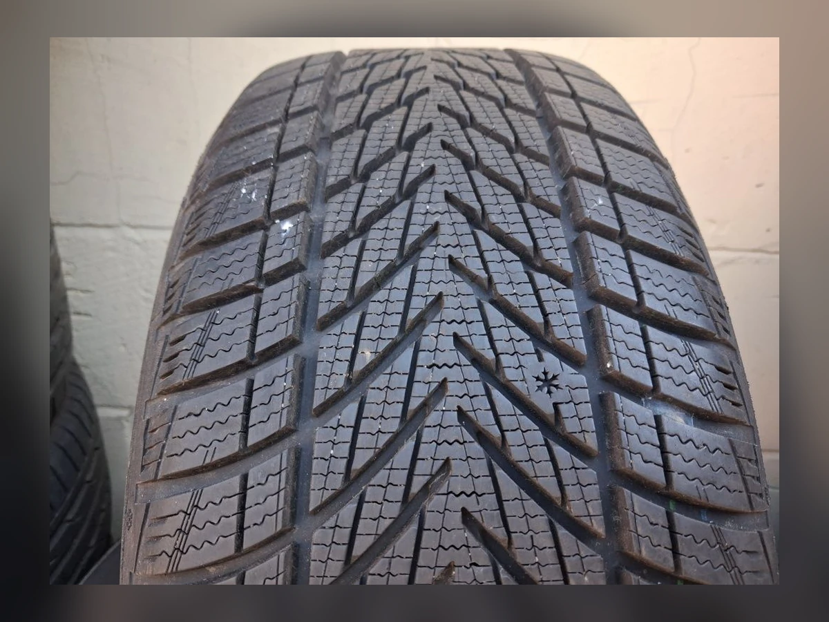 Michelin — Michelin 225/45 R17 — 225/45 R17