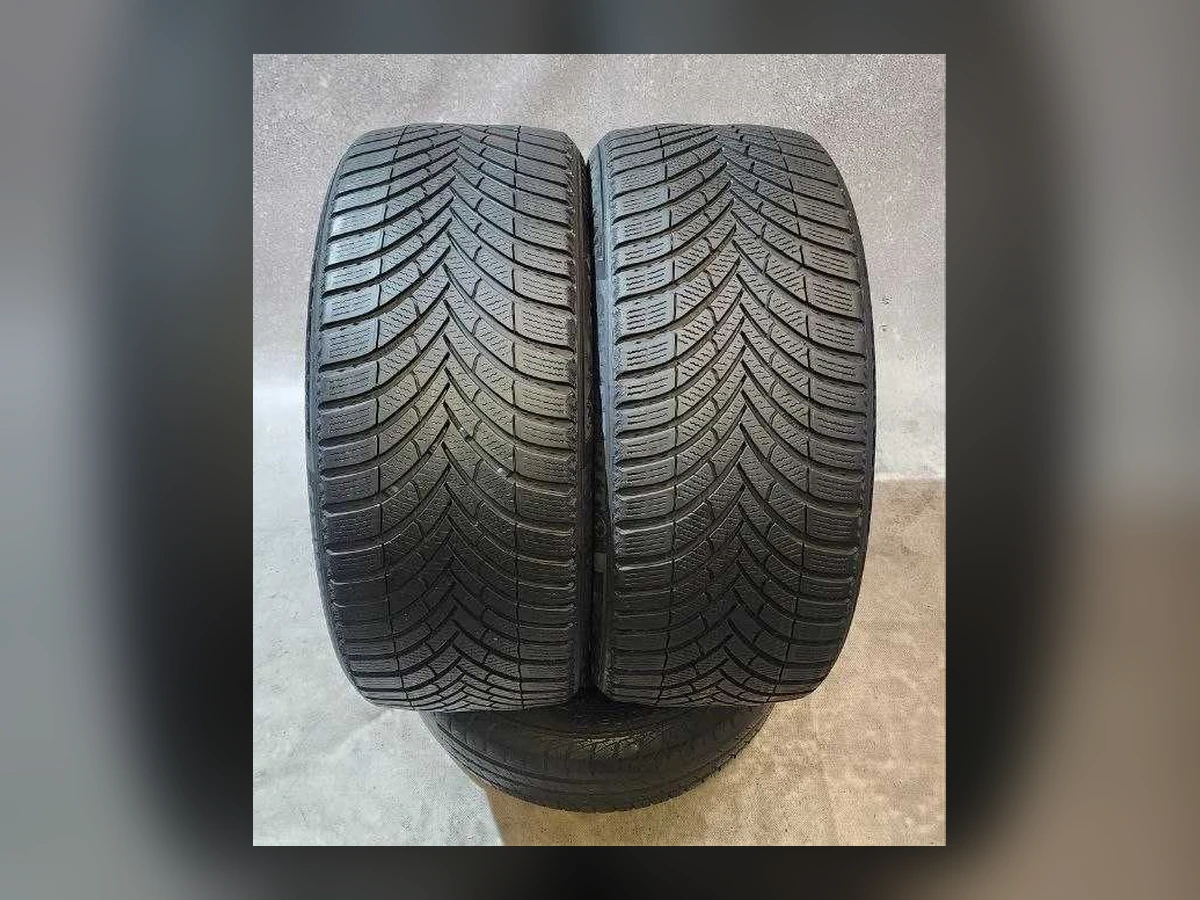 Semperit — Semperit 235/40 R19 — 235/40 R19