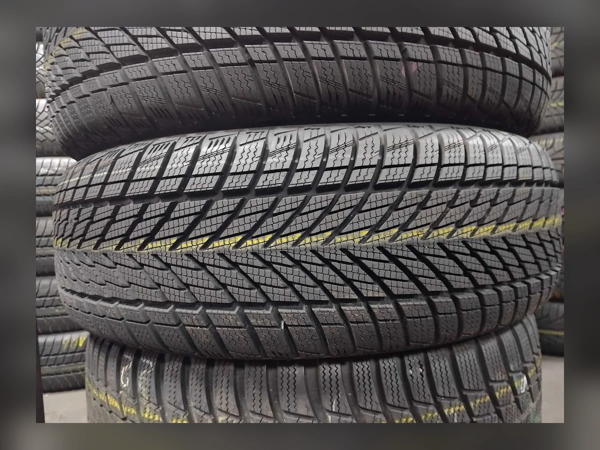Goodyear — Goodyear 215/60 R16 — 215/60 R16