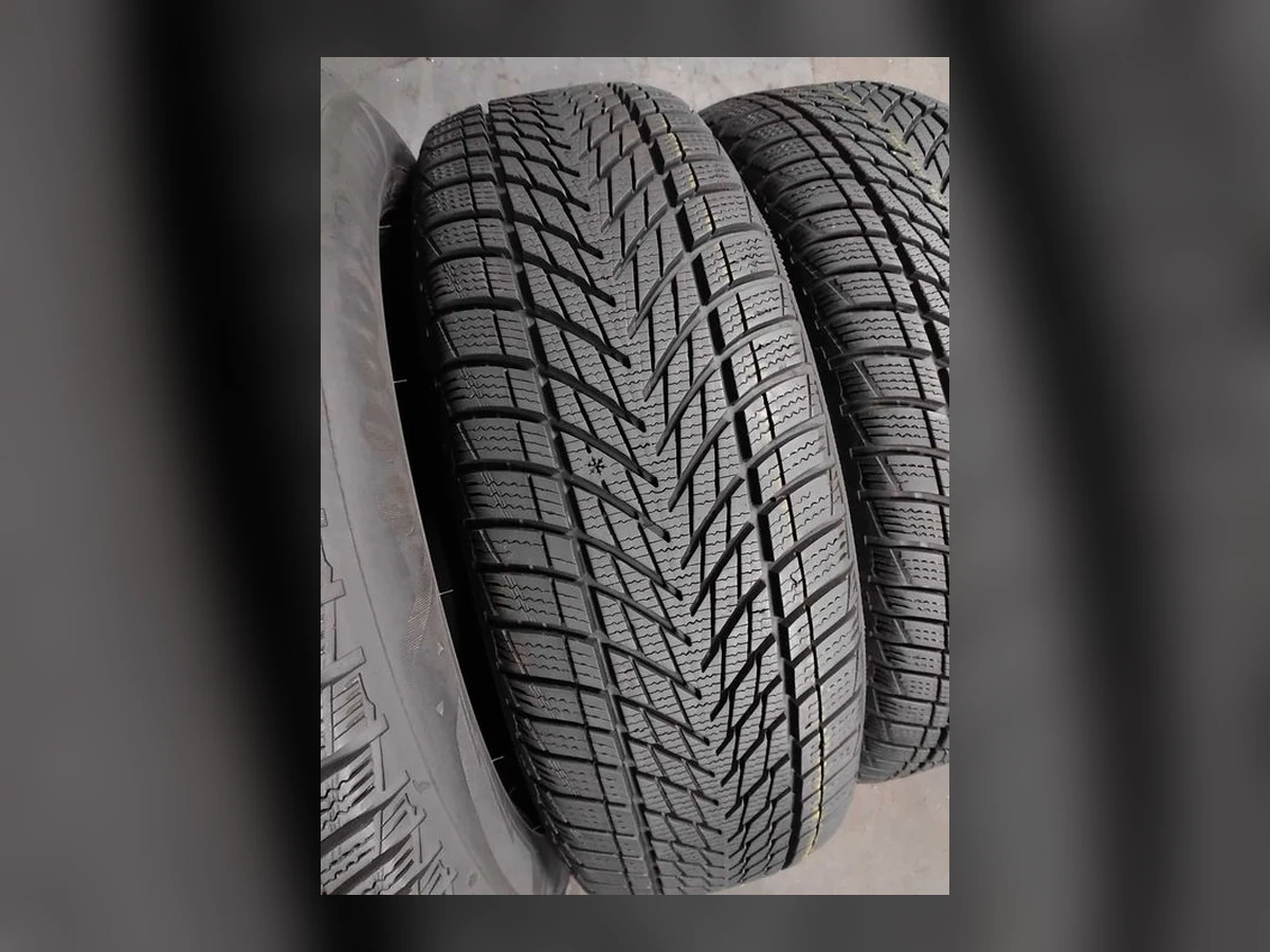 Goodyear — 215/60 R16 — Goodyear 215/60 R16 Зима (липучка) 4 шт (Комплект) — 5.5