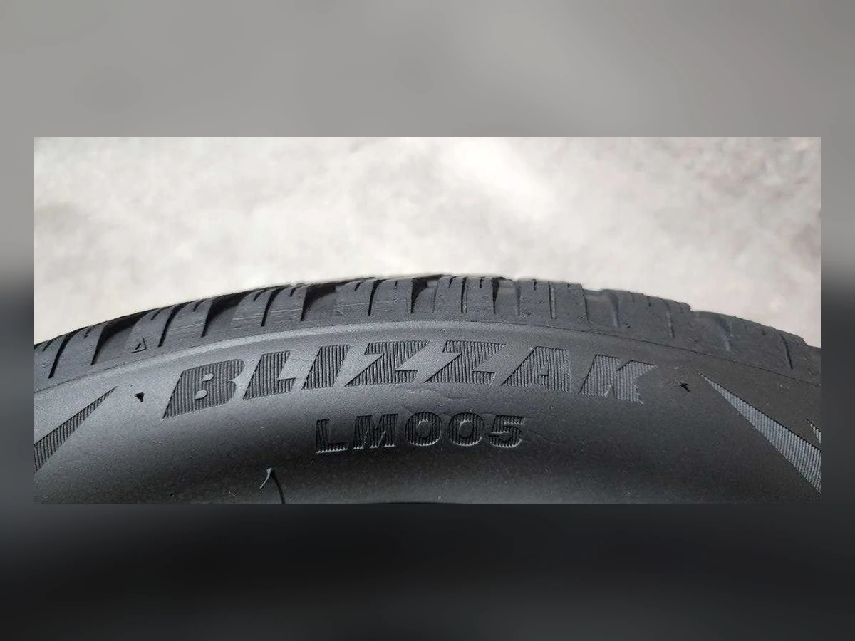 Bridgestone — 275/40 R21 — Bridgestone 275/40 R21 Зима (липучка) 4 шт (Комплект) — 6.0