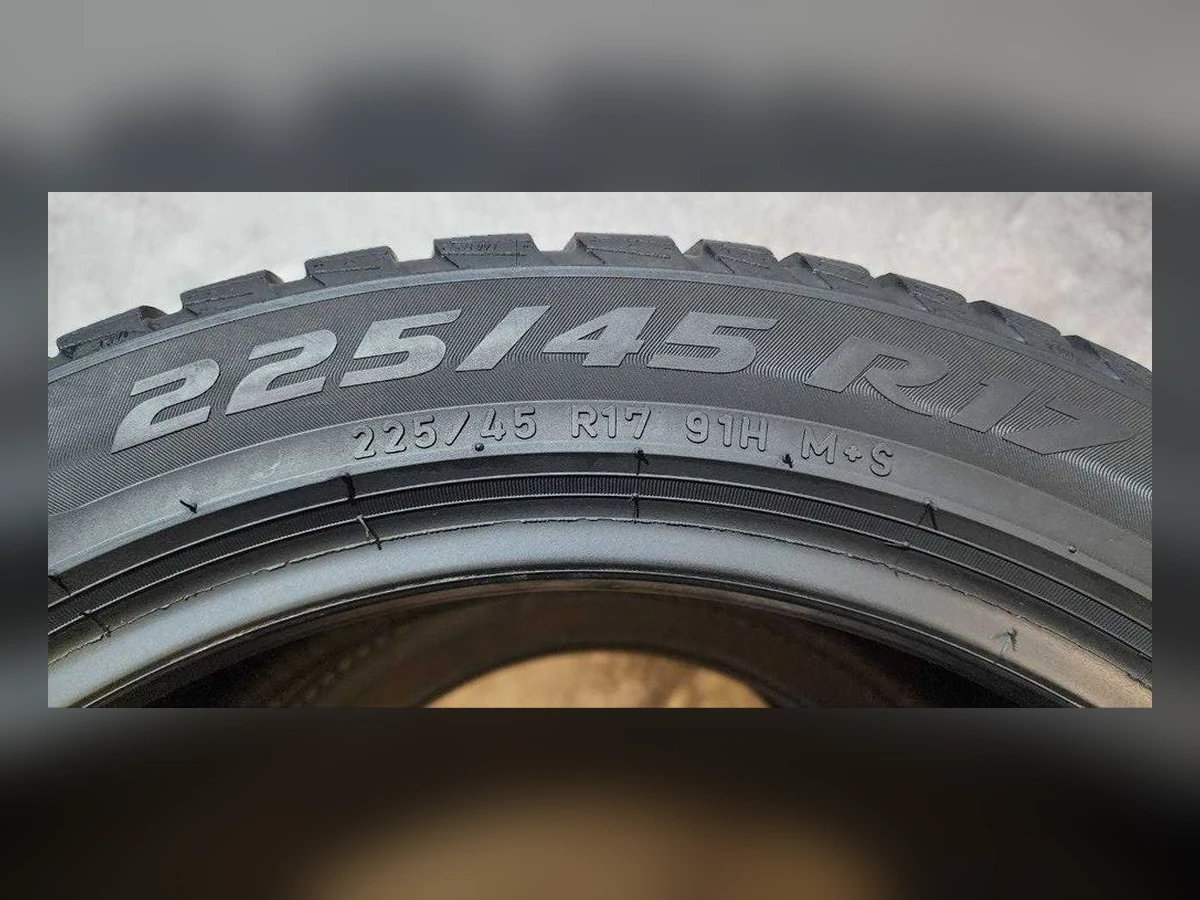 Pirelli — 225/45 R17 — Pirelli 225/45 R17 Зима (липучка) 4 шт (Комплект) — 6.0