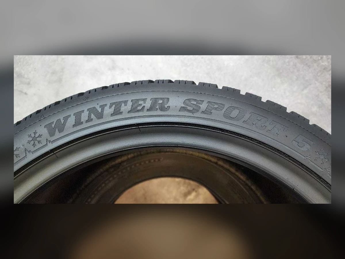 Dunlop — 245/40 R18 — Dunlop 245/40 R18 Зима (липучка) 2 шт (Пара) — 6.0