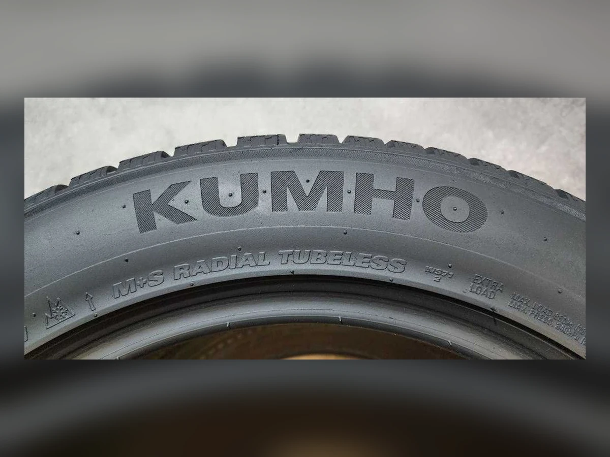 Kumho — 225/55 R18 — Kumho 225/55 R18 Зима (липучка) 2 шт (Пара) — 6.0