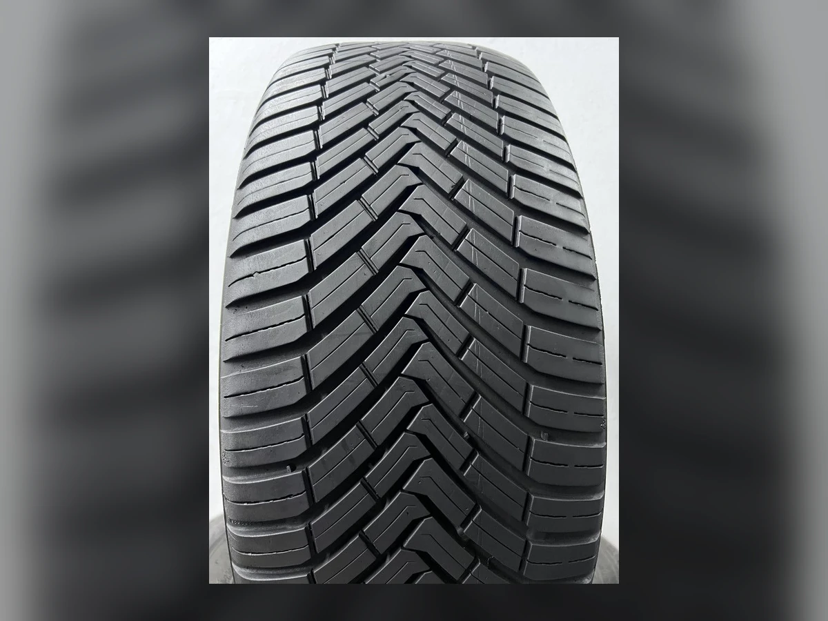 Continental — Continental 235/45 R20 — 235/45 R20