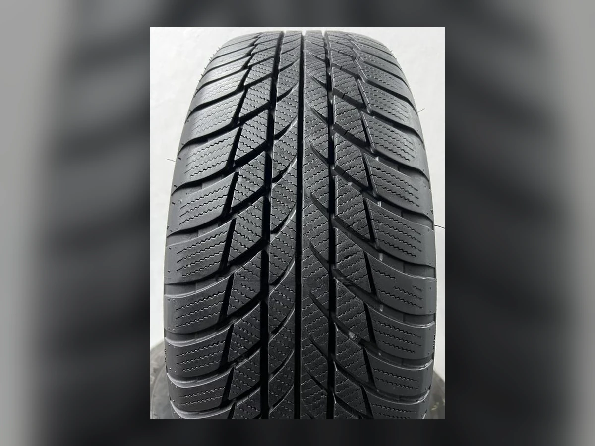 Bridgestone — 205/60 R17 — Bridgestone 205/60 R17 Зима (липучка) 4 шт (Комплект) — 7.0