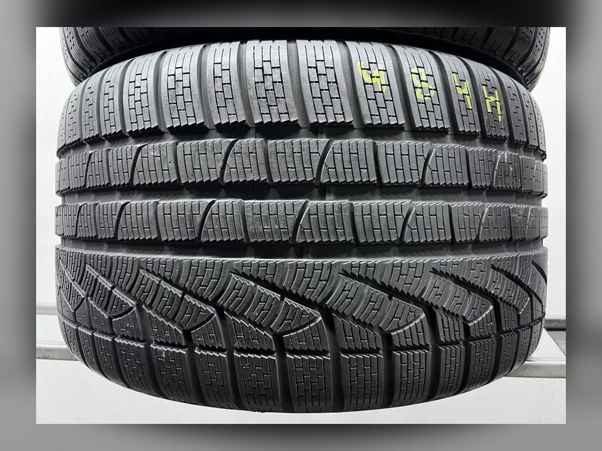 Pirelli — 295/35 R18 — Pirelli 295/35 R18 Зима (липучка) 2 шт (Пара) — 7.5