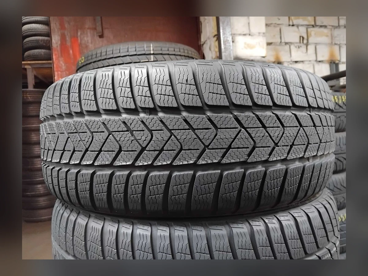 Pirelli — Pirelli 225/40 R19 — 225/40 R19