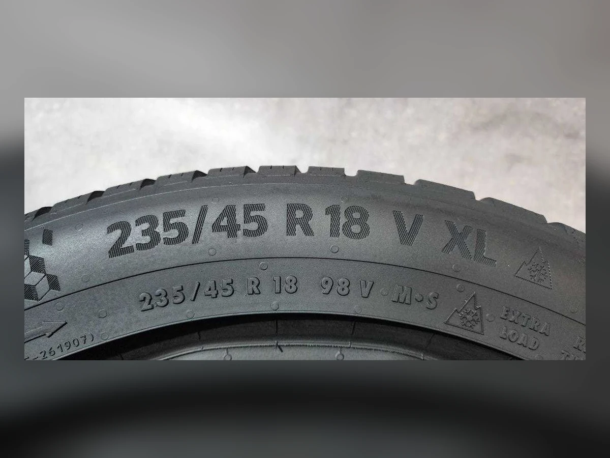 Continental — 235/45 R18 — Continental 235/45 R18 Зима (липучка) 2 шт (Пара) — 6.0