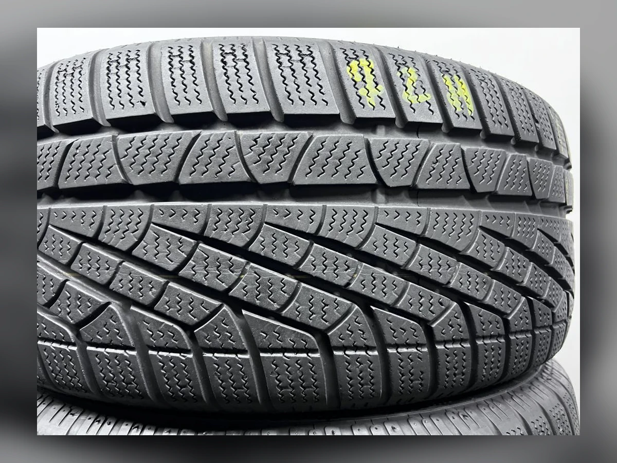 Pirelli — Pirelli 235/45 R17 — 235/45 R17